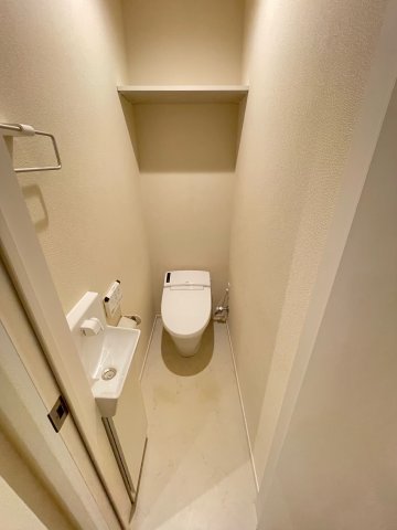 リヴィエール本蓮沼 3階トイレ