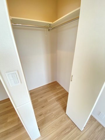 リヴィエール浮間舟渡 5階収納