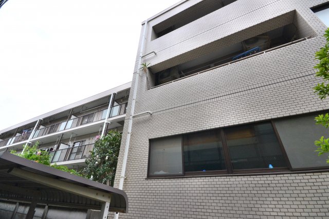 パレスモトハシ 3階外観