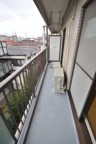 パレスモトハシ 3階バルコニー