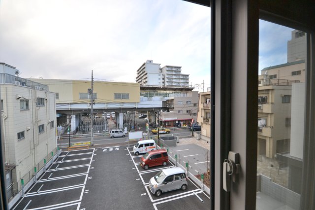 橘RESIDENCE 4階駐車場