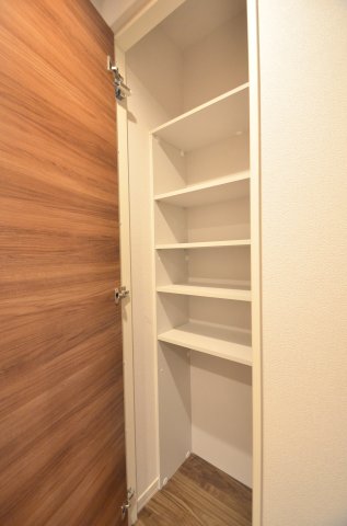 コートエトワール 1階収納