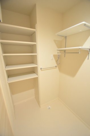 プライム・ワン 1階その他