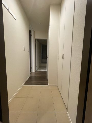 ヴィセーナ 3階玄関