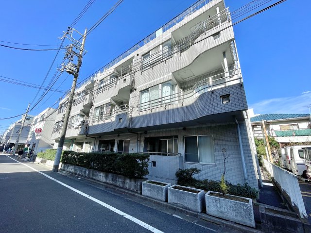 ラポールヤマミツ 1階外観