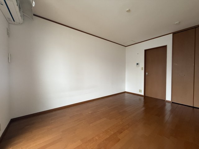 コスモスコート 3階その他