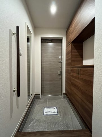 チッタ　ドーロ　浮間舟渡 1階玄関