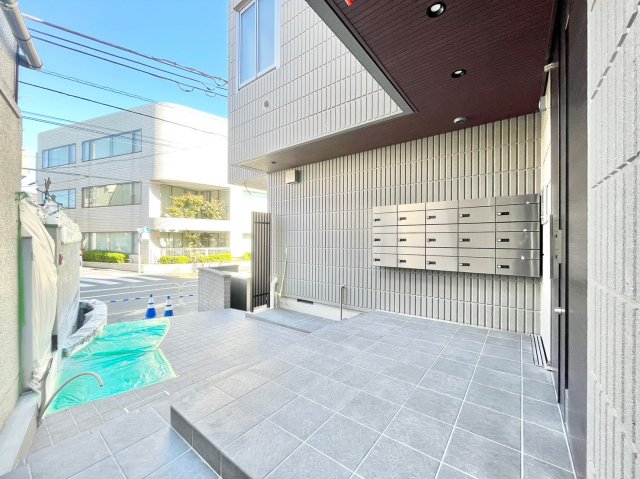 イルフィオーレ 2階エントランス