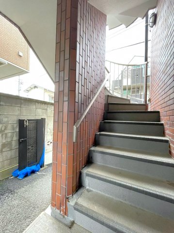 カーサモレーノ 2階その他