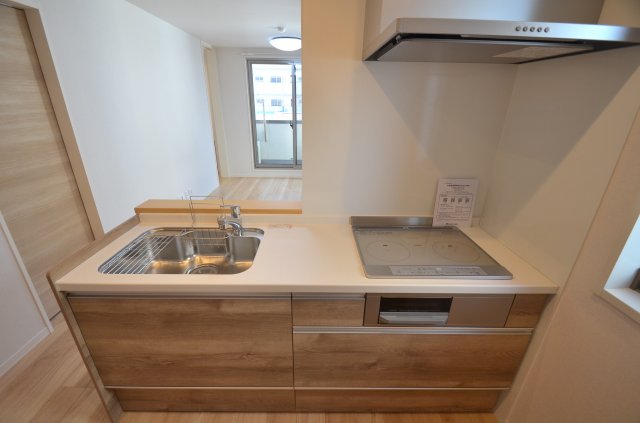 コーラル・シンフォニー 2階キッチン