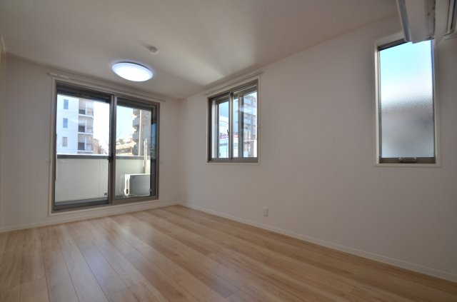 コーラル・シンフォニー 2階その他