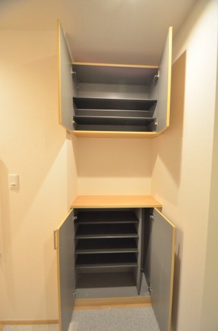 コーラル・シンフォニー 2階収納