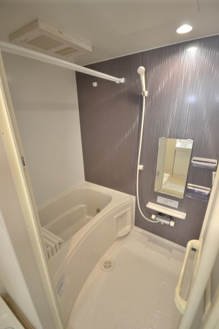 フォレスト 1階風呂