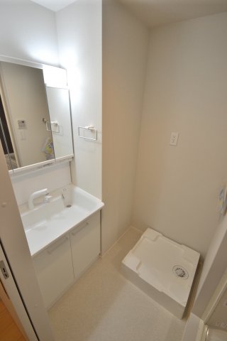 フォレスト 1階洗面所