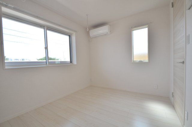 ラヴェニール　テラス 3階洋室