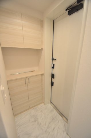 ラヴェニール　テラス 3階玄関