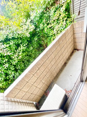 アクシス大山 1階バルコニー