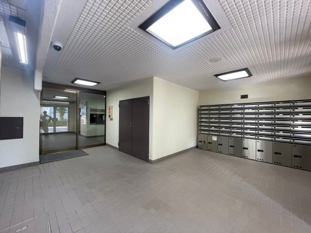 ローズハイツ小豆沢 3階エントランス