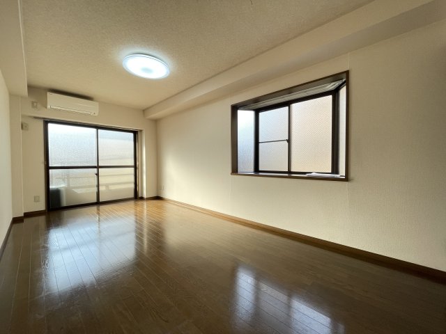 ドミール板橋本町 2階居間・リビング