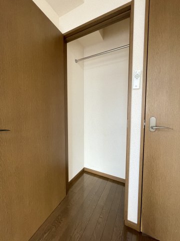 ドミール板橋本町 2階収納