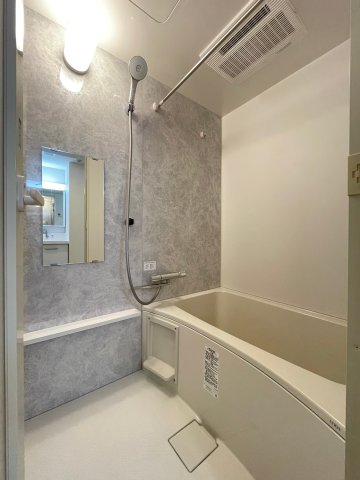 THE CARAMEL CLUTCH 4階風呂