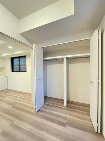 THE CARAMEL CLUTCH 4階収納