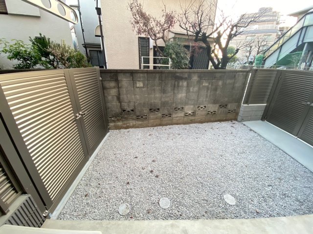 プレザント上板橋 1階庭