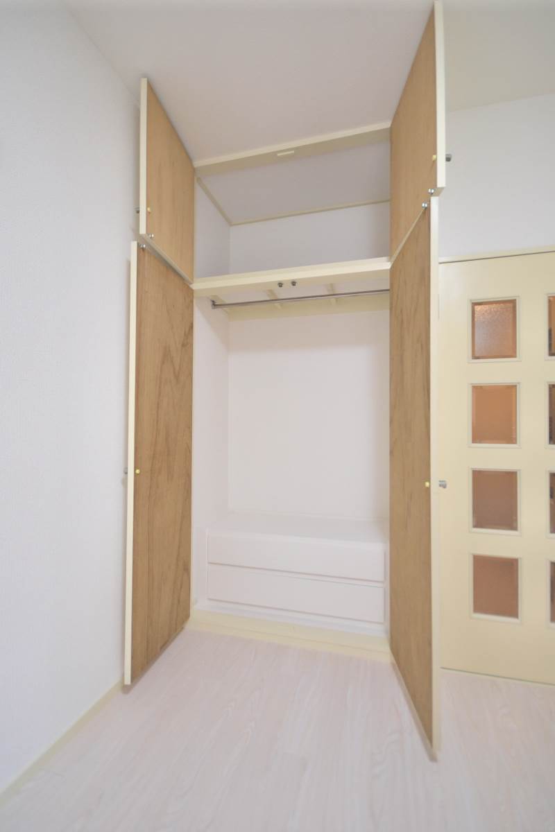 スカイピア蓮根 2階収納