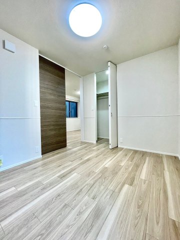 グランディール大谷口 1階その他