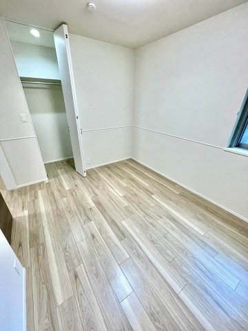 グランディール大谷口 1階その他