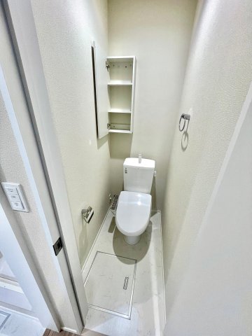 グランディール大谷口 1階トイレ