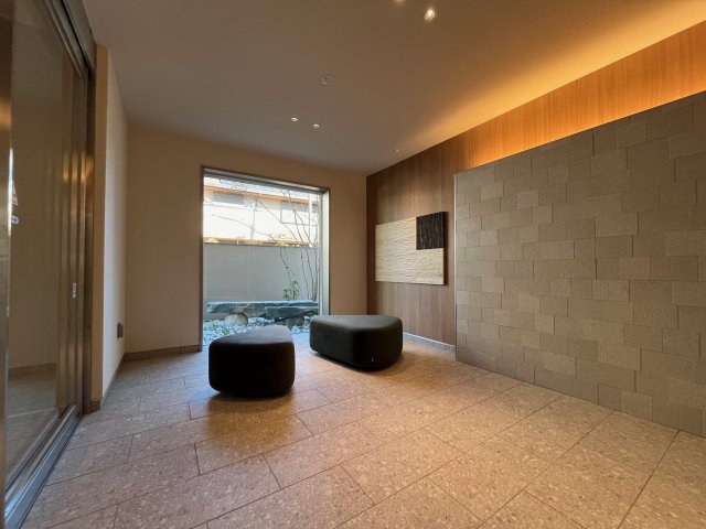 メゾン　ソレイユ 1階ロビー