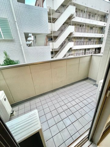 ル　トレフル 2階その他