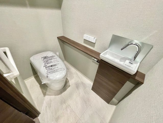 プラウドシティ小竹向原フロントコート 2階トイレ