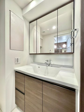 プラウドシティ小竹向原フロントコート 2階洗面所