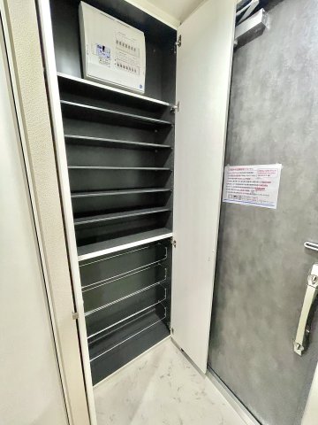 草　錦 2階その他