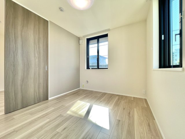 草　錦 2階その他