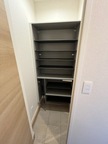 エクラージュ産盟 103収納