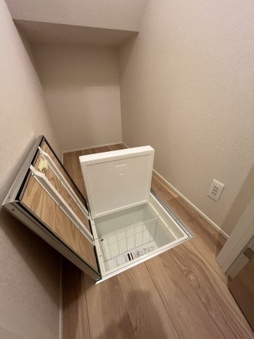 エクラージュ産盟 103収納