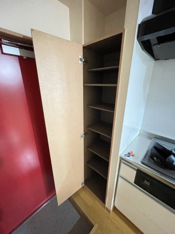 ローズベイ弥生 1階その他