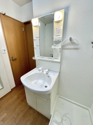 クレッセンド千川 1階その他