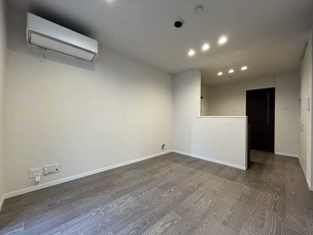 メゾンエレガンス 1階その他