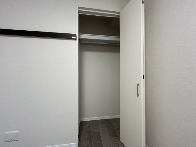 ベルタスⅣ 202収納