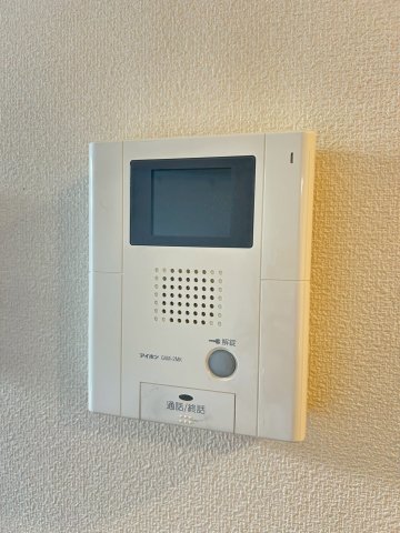 メゾン　ドゥ　ルミエール 1階セキュリティ