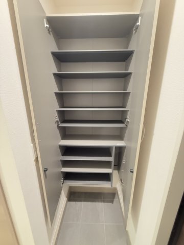 セレスティア小豆沢 1階その他