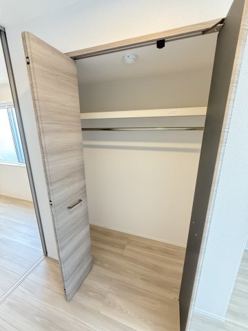 セレスティア小豆沢 3階収納
