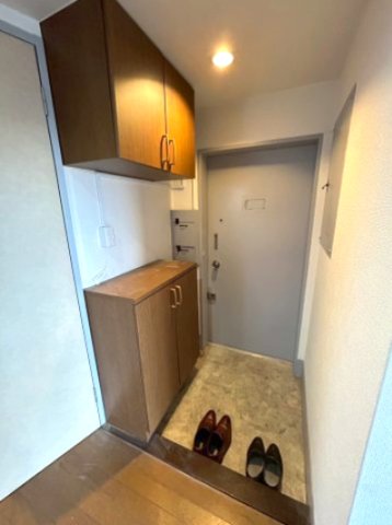 グランシャトウ本館 5階玄関