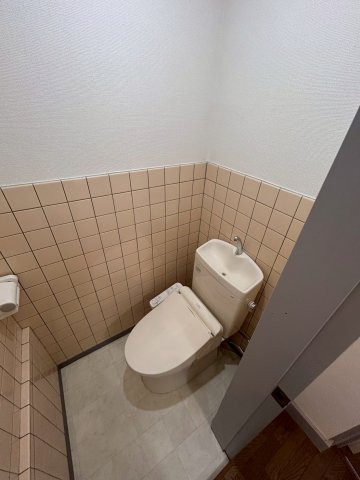 グランシャトウ本館 5階トイレ