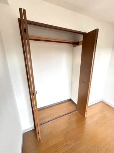 グランシャトウ本館 5階収納