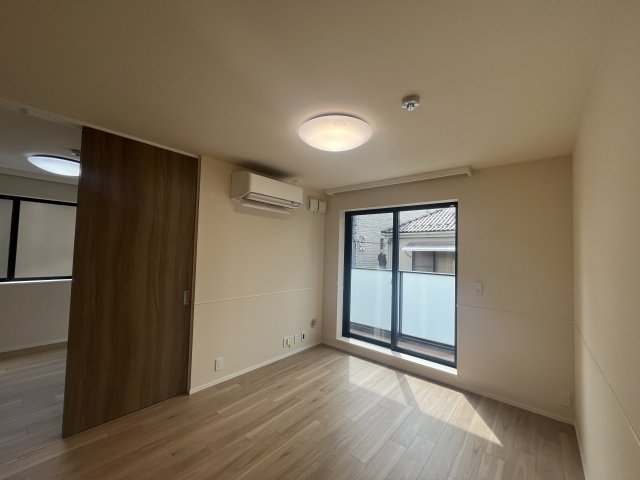 寿ハウス 2階洋室